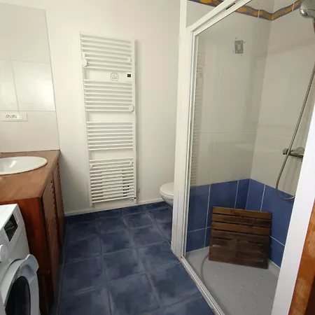 Serenite Marine Homestay *