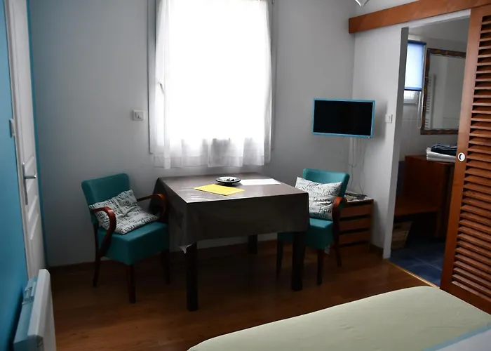 Serenite Marine * Rochefort (Charente-Maritime)