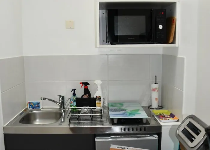 Serenite Marine Homestay *